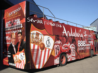 Coach wrapped by Publinmag with Roland Soljet Pro III XC-540.